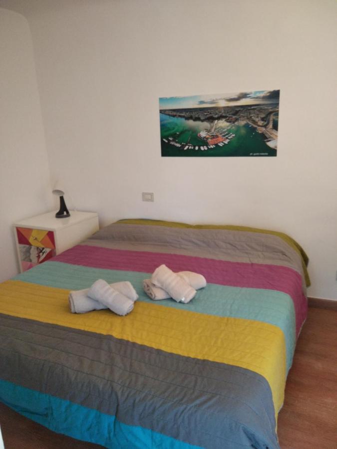 A Flat With A View In The Heart Of The Old Town Apartman Bari Kültér fotó